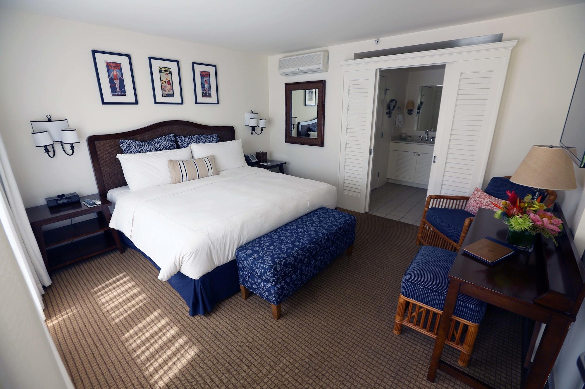 Pavilion Hotel Авалон Екстериор снимка